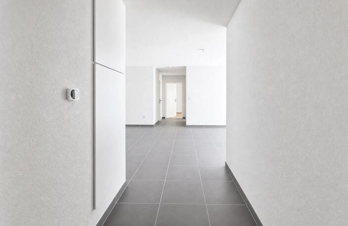 T3 neuf 64 m² avec balcon à Arpajon — photo 3