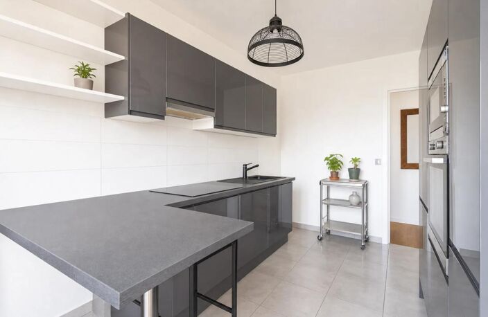 Appartement de 4 pièces 86 m² Nanterre Prefecture — photo 3
