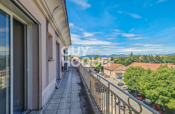 Appartement - Dernier étage - Belle terrasse - Vue Ventoux - Garage — photo 3