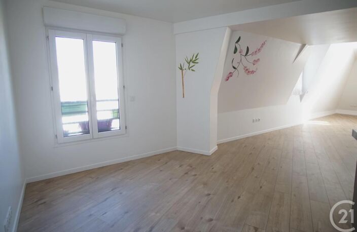 T4 — photo 3