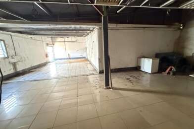 Local industriel  1900 €