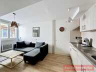 Maison de ville avec studio indépendant et garage — photo 2