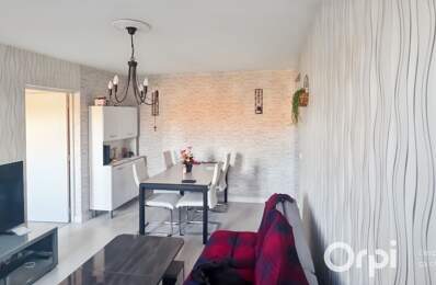 Appartement À Vendre — photo du bien