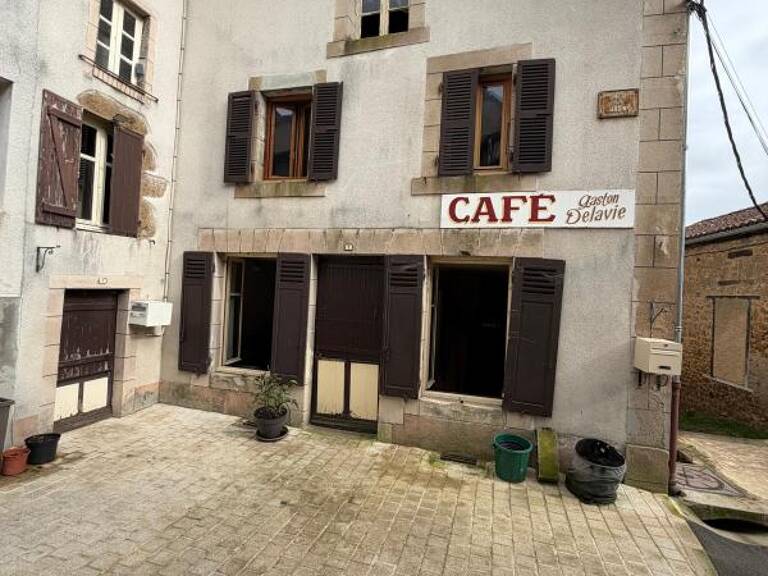 Maison À Vendre avec appartement loué — photo 1
