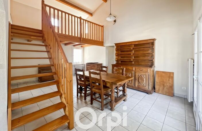 Coup de cœur assuré : charmante maison 3 chambres avec deux garages et proche de toutes commodités — photo 4
