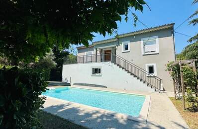 VILLA RENOVE  156M² 4/5CHAMBRES GARAGE 34M² TERRAIN 1000M² PISCINE JARDIN CLOS ET ARBORE — photo du bien