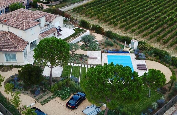 VILLA D ARCHITECTE 230M² 5 CHAM%BRES TERRAIN 2000M² DOUBLE GARAGE 35M² PISCINE VUES DEGAGEES — photo 2
