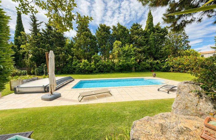 Villa d'exception à Montfavet - 4 chambres - Piscine — photo 3