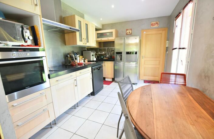 Francheville le haut Maison T5 avec garage — photo 3