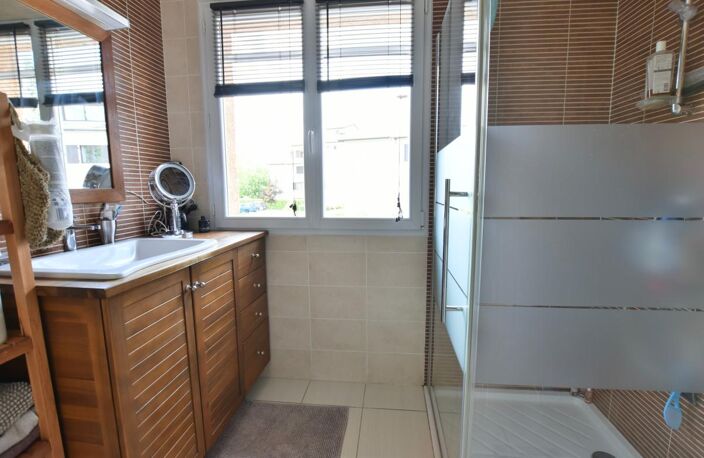 Francheville le haut Maison T5 avec garage — photo 5
