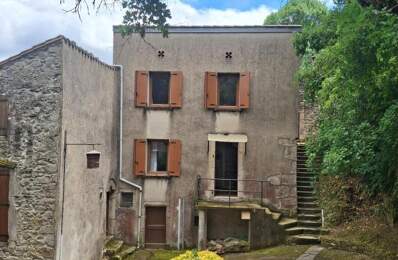 Hautpoul  maison dans village médiéval avec place de parking — photo du bien