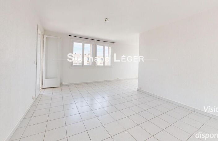Appartement avec balcon - Montélimar 4 pièce(s) 82 m2 — photo 2
