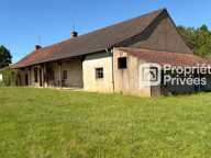 Sur 2700 m2 de terrain, belle ferme à rénover — photo 4