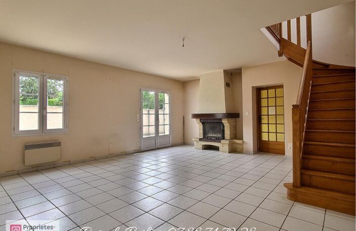 Maison proche commodités et école  - VERNOIL LE FOURRIER (49390) — photo 2