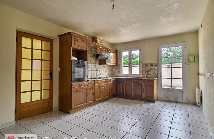Maison proche commodités et école  - VERNOIL LE FOURRIER (49390) — photo 4