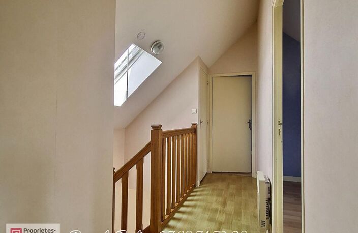 Maison proche commodités et école  - VERNOIL LE FOURRIER (49390) — photo 5
