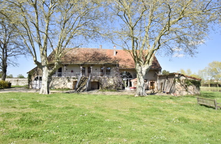 BELLE FERME DE CARACTERE 18ème  AVEC PLAN D’EAU — photo 2