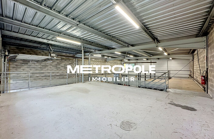 À louer   Local d'activité artisanal de 300 m2 avec bureau e — photo 5