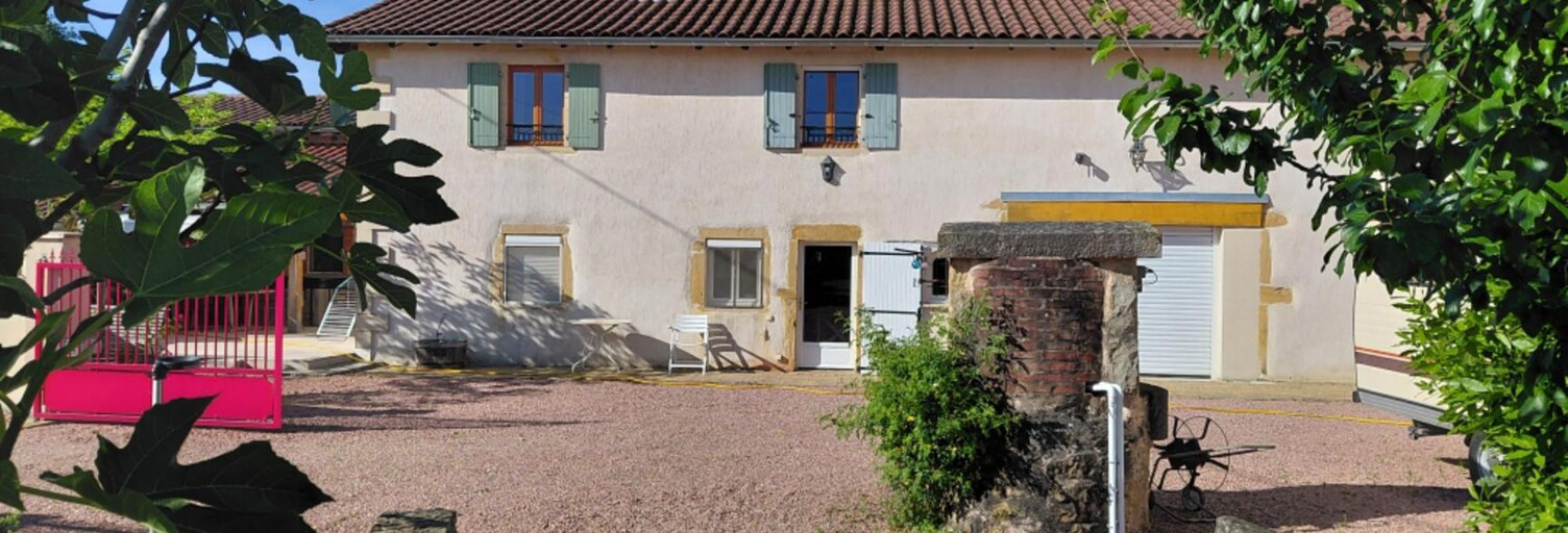 Maison 8 Pièces 202 m² à vendre à Charlieu (42190)