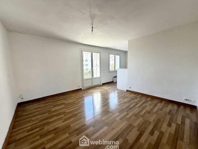 Appartement - 79m² - Bastia — photo du bien