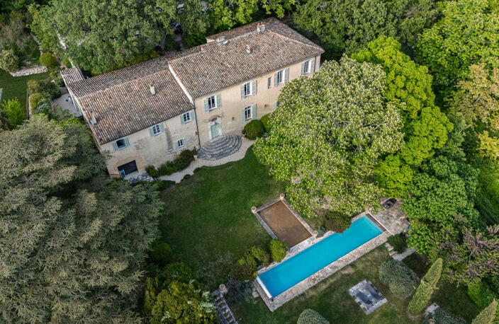 Bastide de charme, sur 1 hectare aux portes d'Aix-en-Provenc — photo 2