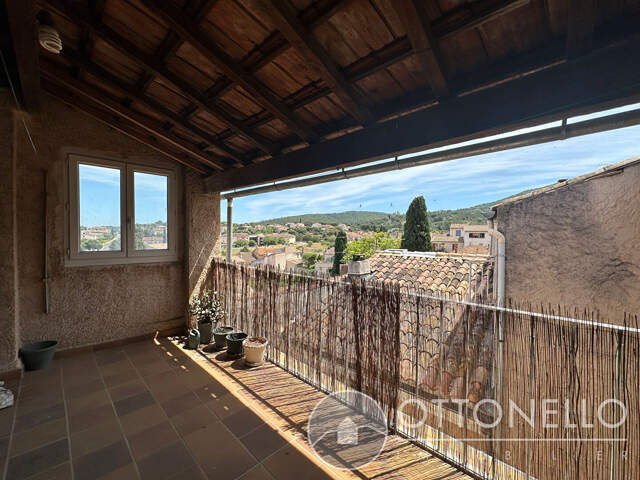 Maison Roquebrune Sur Argens 4 pièces 95,60 m2 avec terrasse et cave — photo du bien