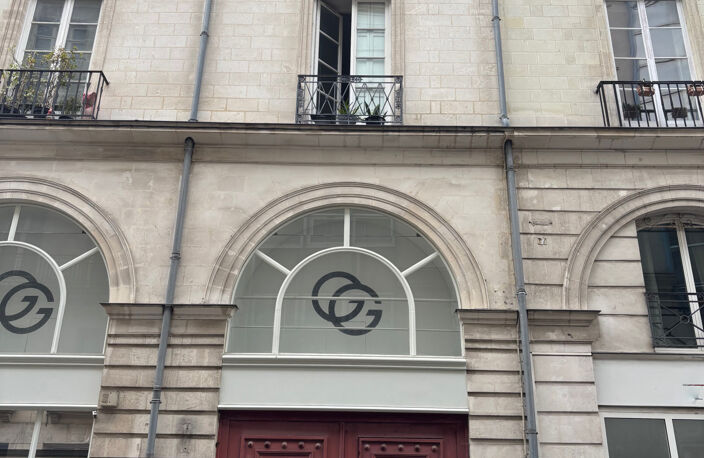 T1 bis de Charme en Hyper-Centre de Nantes   Cachet de l'Anc — photo 2