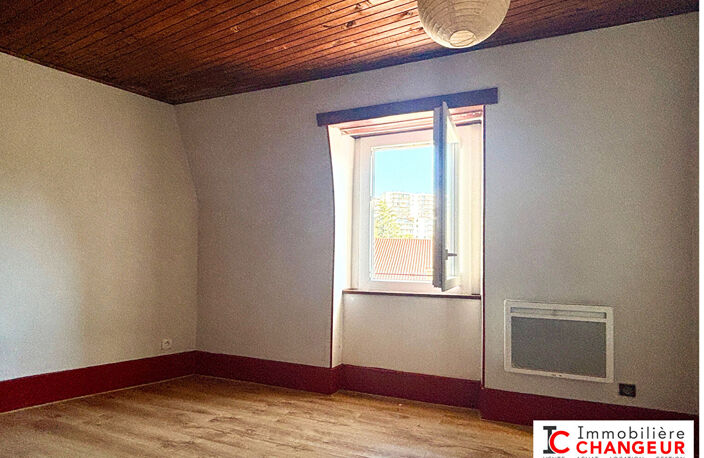 Appartement VOIRON - 3 pièce(s) - 60.8 m2 — photo 4