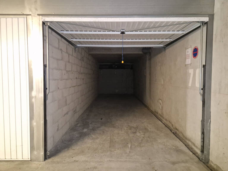 Parking / box Marseille — photo 1