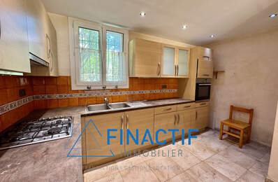 Appartement Type 3/4 - 73,41 m2 - Cave - Garage fermé  - — photo du bien