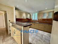 Appartement Type 3/4 - 73,41 m2 - Cave - Garage fermé  - — photo 4