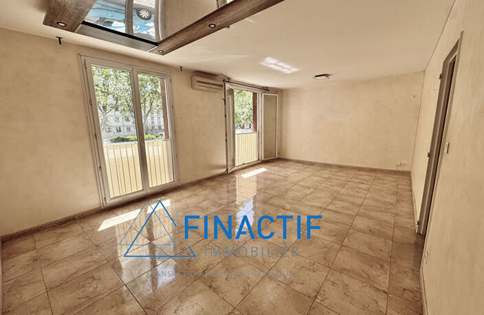 Appartement Type 3/4 - 73,41 m2 - Cave - Garage fermé  - — photo 5