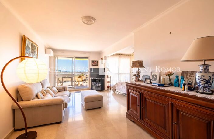 EXCLUSIVITÉ - NICE - Sur les hauteurs de Nice - APPARTEMENT Rez — photo 4