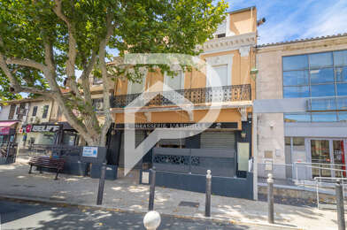 Commerce 6 pièces 550000 €