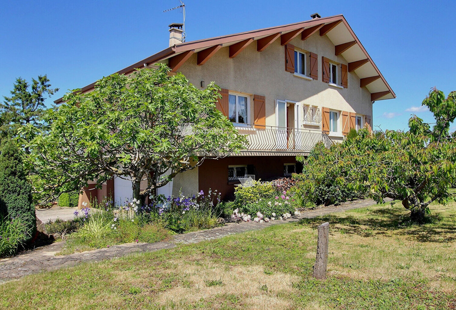 Maison Chamboeuf 8 pièce(s) — photo 1