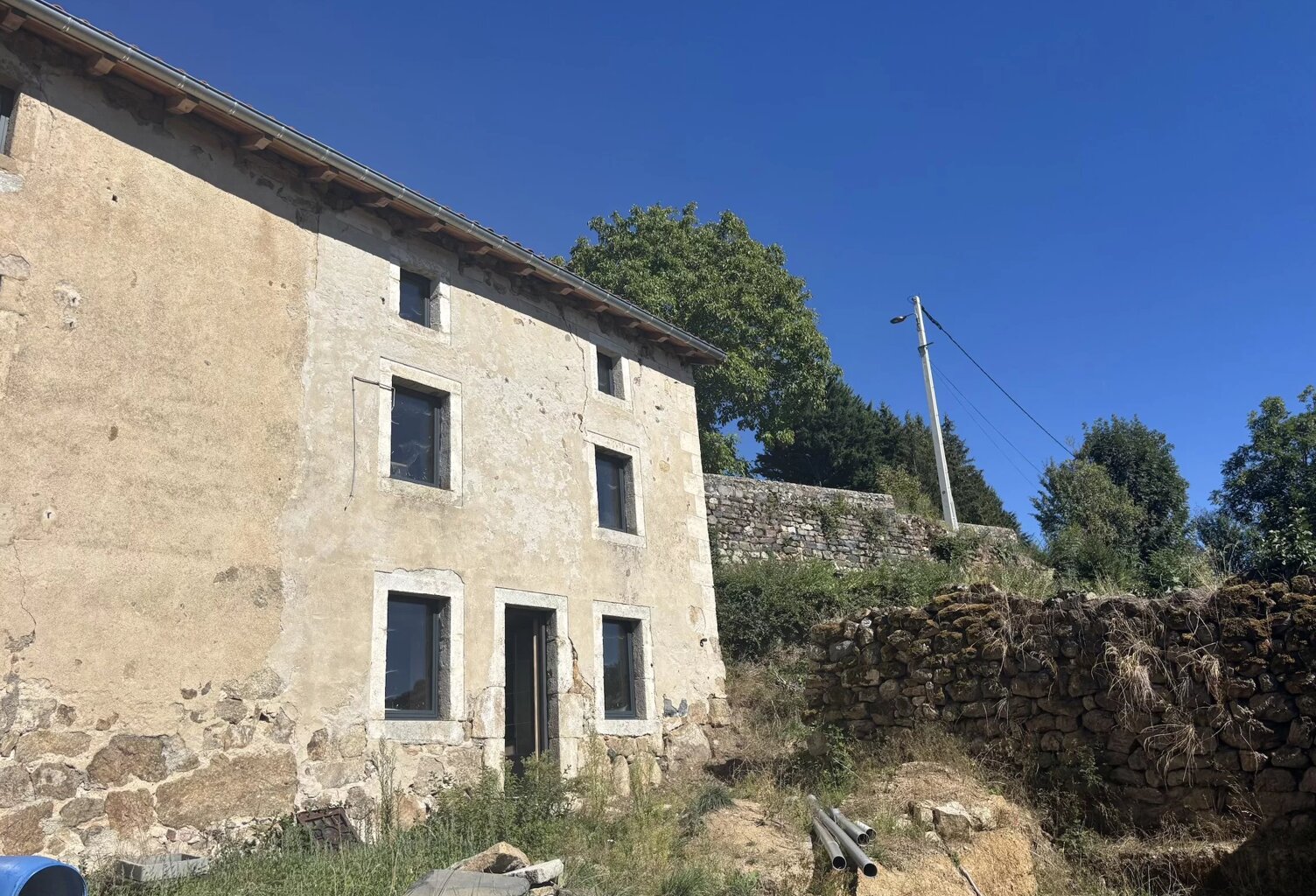 EXCLUSIVITÉ - PLATEAU À AMÉNAGER AVEC EXTÉRIEUR — photo 1