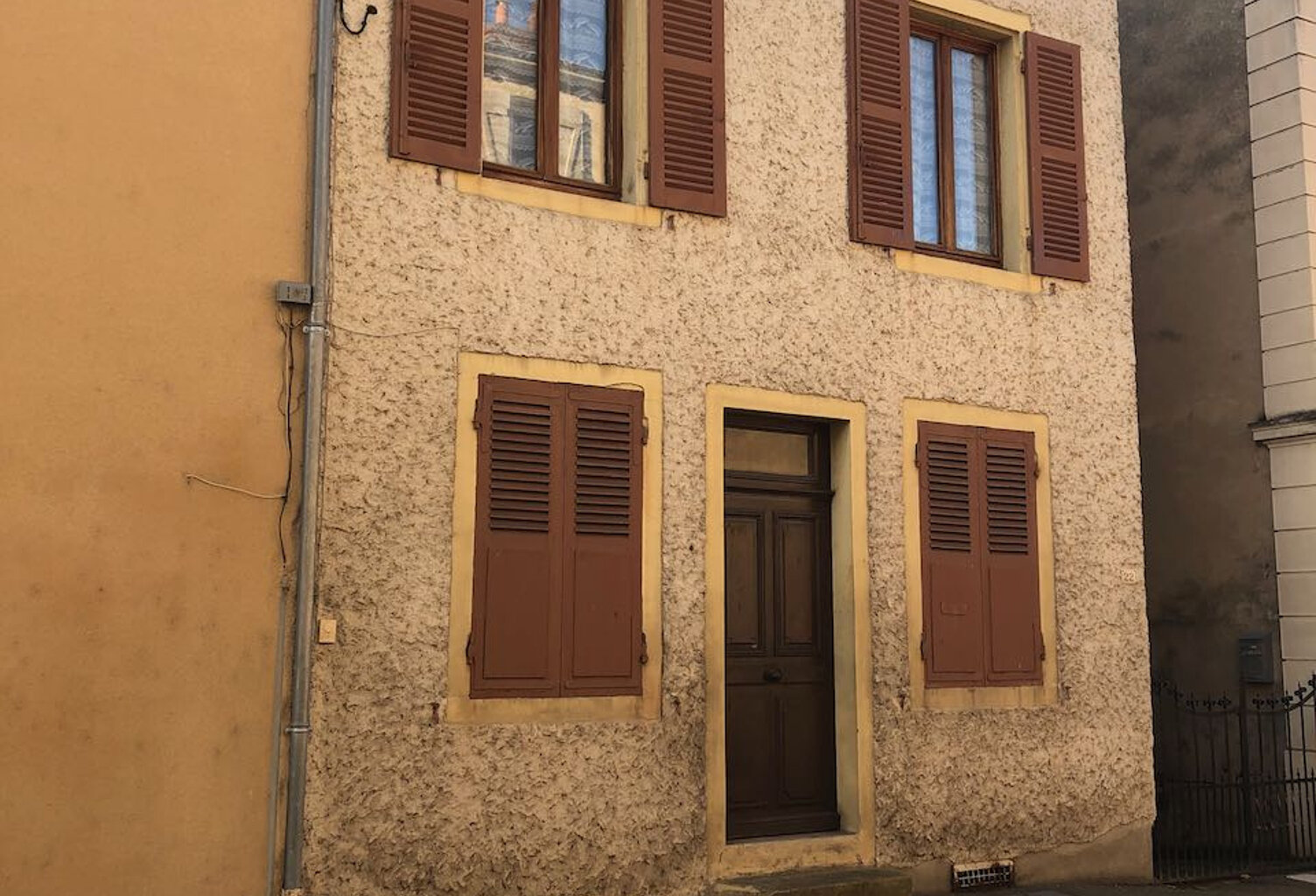 APPARTEMENT TYPE 2 PROCHE CENTRE VILLE — photo 1
