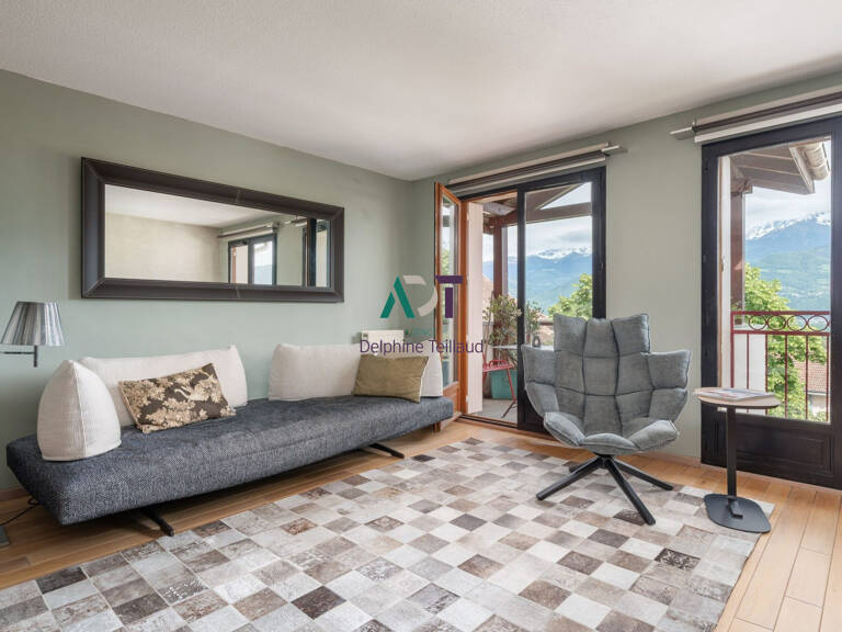 DERNIER ETAGE AVEC BALCON — photo 1