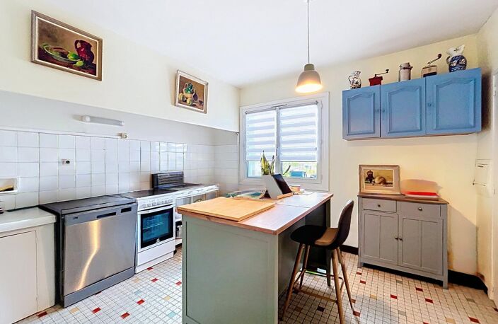 Immeuble 4 appartements fort potentiel. — photo 2
