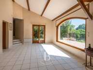 La Tour-de-Salvagny  - Maison familiale d'environ 170 m²  - Jardin de 1177 m2 avec piscine - 5 chambres — photo 3