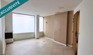 Commerce 4 Pièces 67 m² à vendre à Mandres-les-Roses (94520)