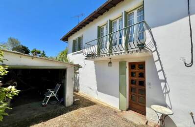 Maison mitoyenne d'un côté de 117m², idéalement située au cœur de la ville d'Eauze. — photo du bien