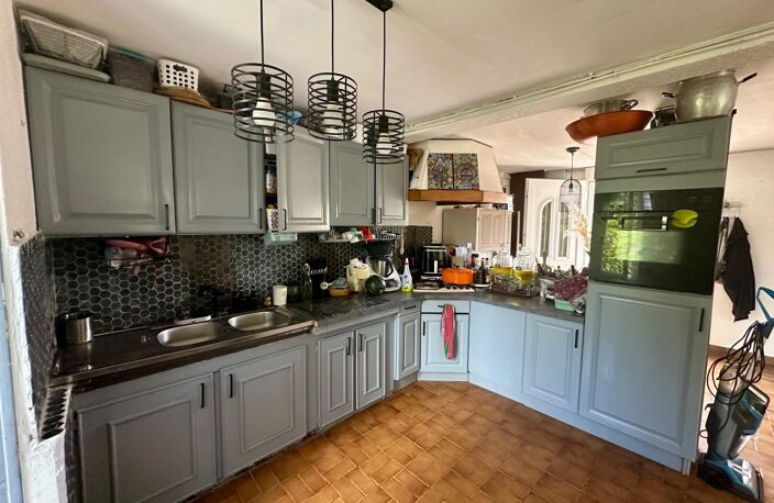 Maison mitoyenne d'un côté de 117m², idéalement située au cœur de la ville d'Eauze. — photo 2