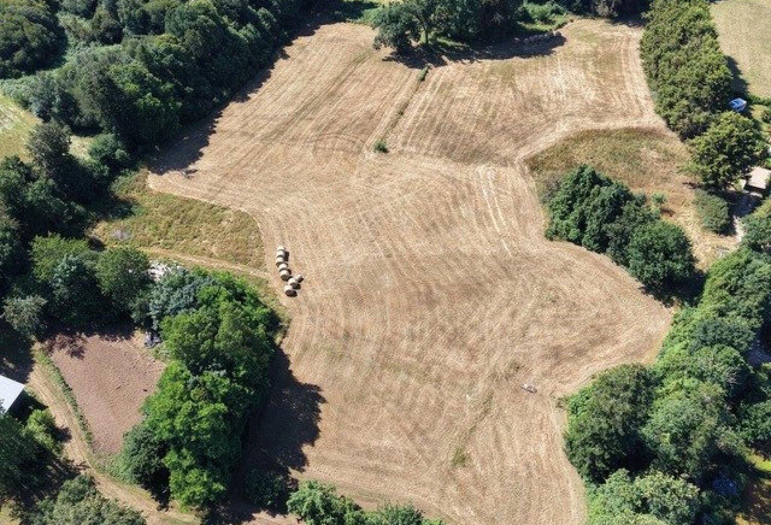 TERRAIN À BÂTIR  466 m² — photo 1