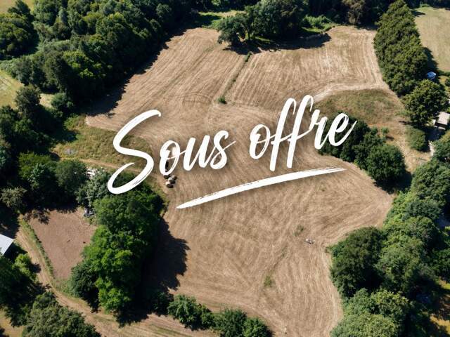 TERRAIN À BÂTIR  838 m² — photo du bien