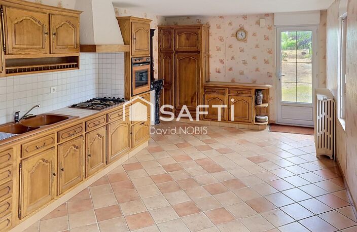 maison de 300m² avec dépendance et jardin — photo 4