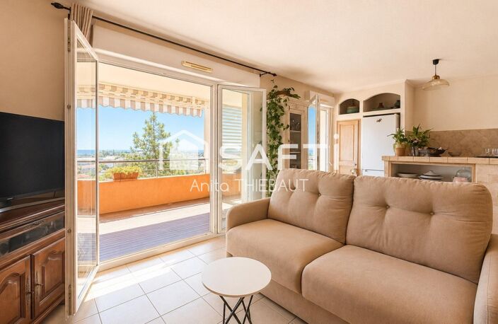 Saint Raphael - Appartement de 75 m² vu mer avec et garage — photo 4