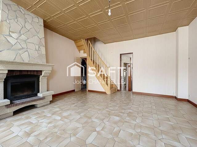 maison de ville mitoyenne atypique — photo du bien