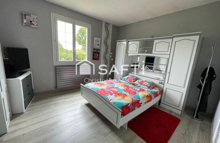 Propriété  8 pièces - 195m2 sur un terrain de 3151m2 avec plan d'eau — photo 4