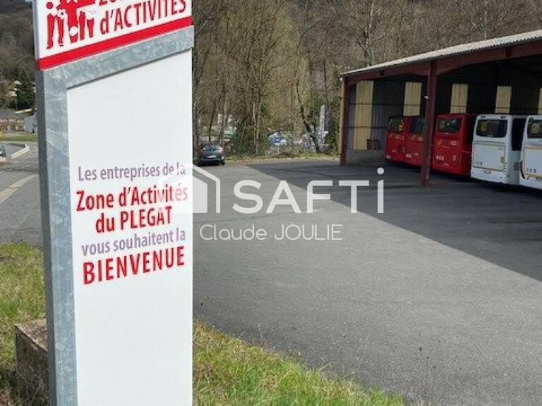 3 Bâtiments (1 bureau + 1 hangar + 1 atelier) 1025 m² + Terrain 11 391 m² (AUBIN - AVEYRON) — photo 1